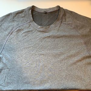 LULULEMON TECH SHIRT SHORT SLEEVE